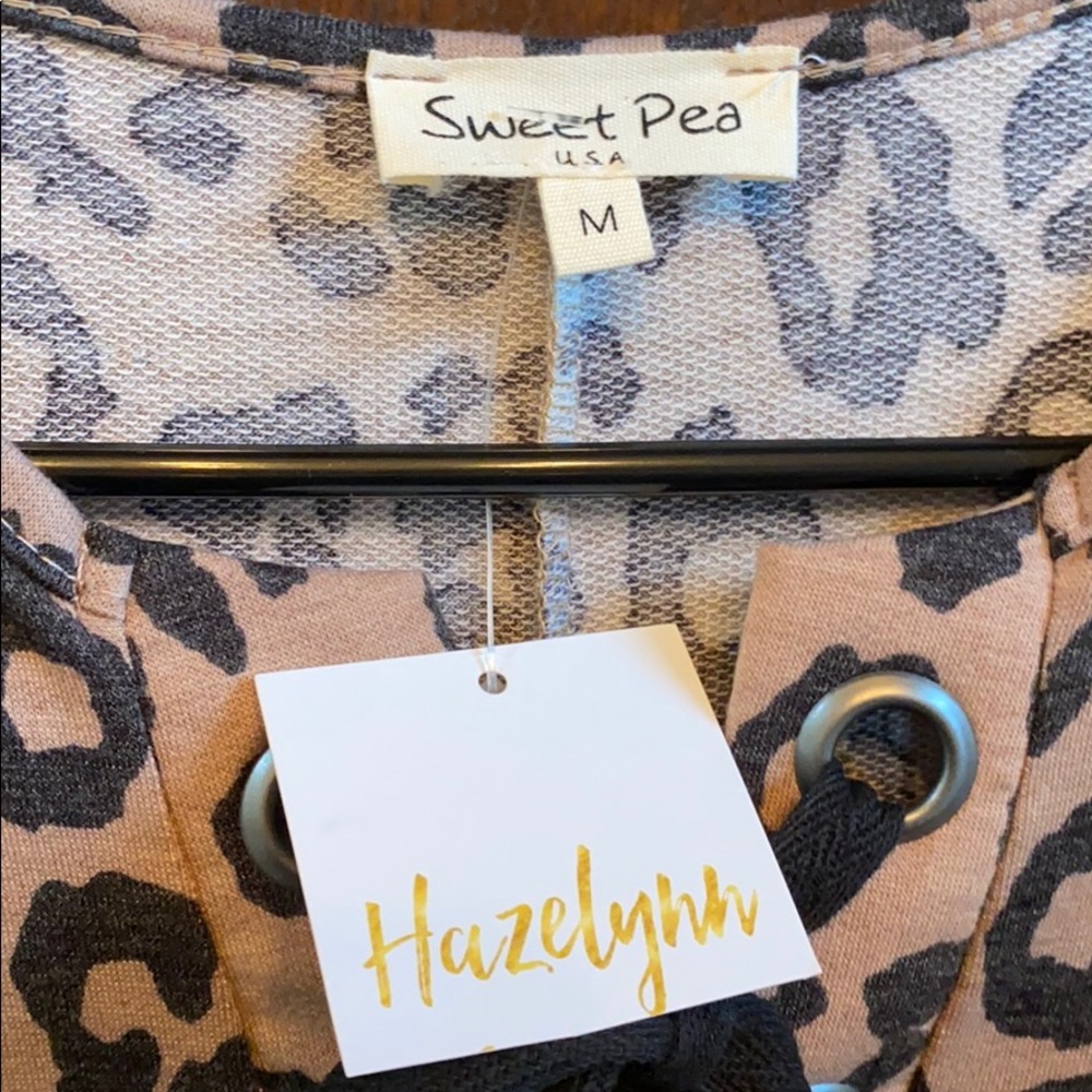 Dress - Picture 3 of 3